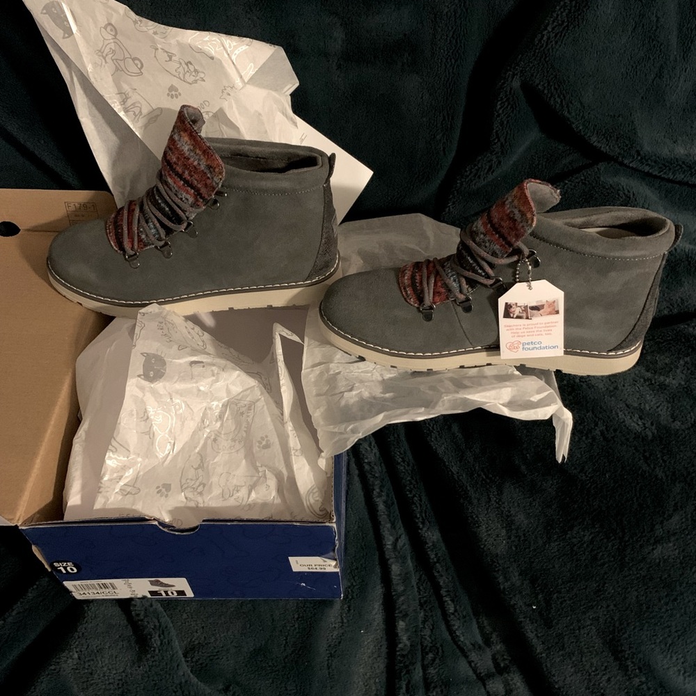 BOBS by Skechers Gray Lace Up Alpine S’mores Boots